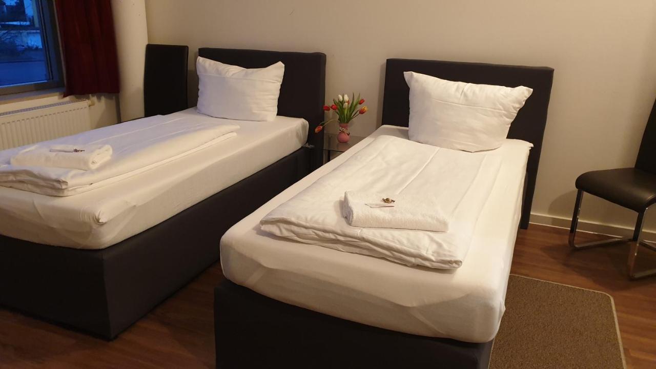 Apart-Hotel-Kick Зинсхайм Экстерьер фото